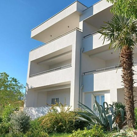 Sea View Apartments Ivana Krk Town Eksteriør billede