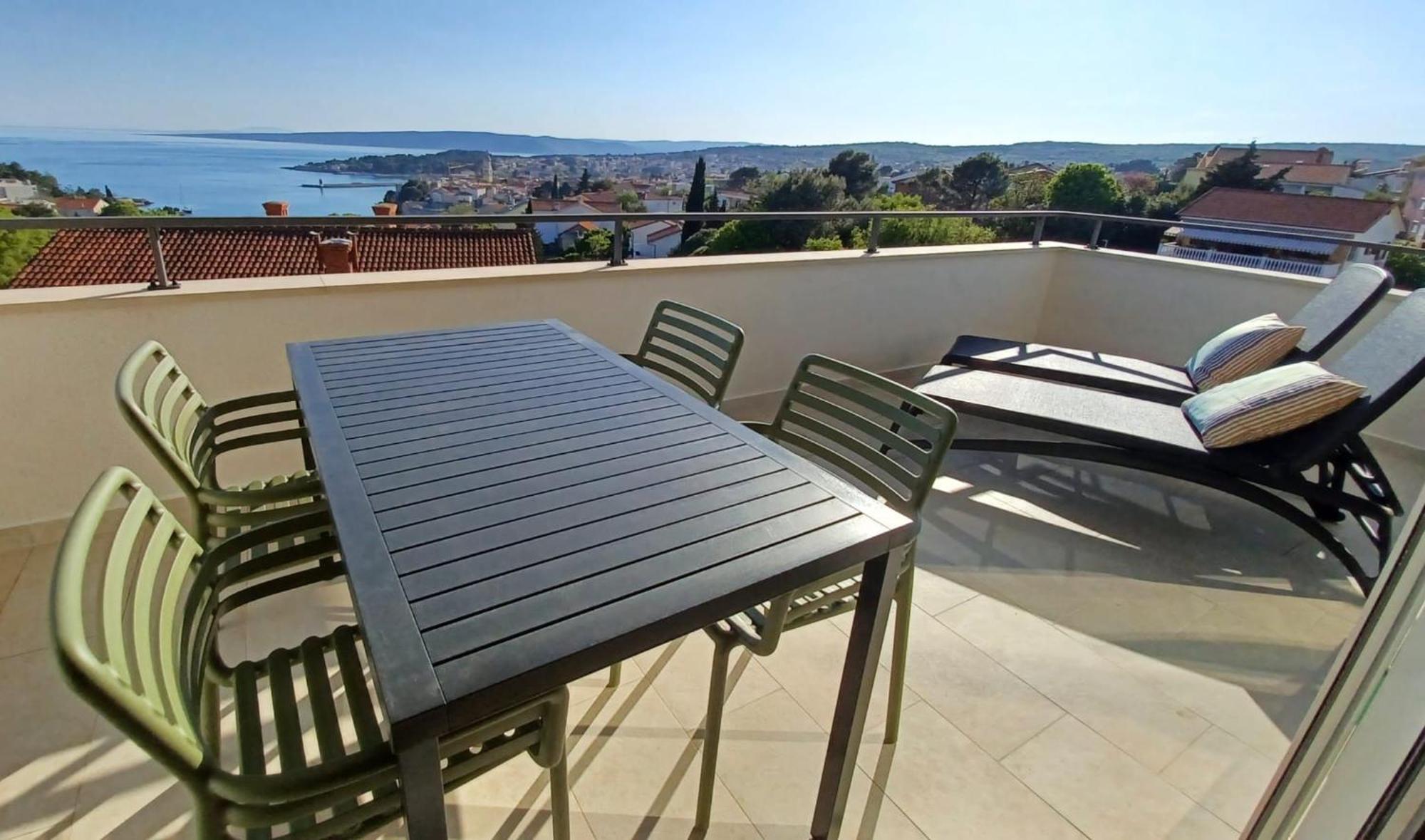 Sea View Apartments Ivana Krk Town Eksteriør billede