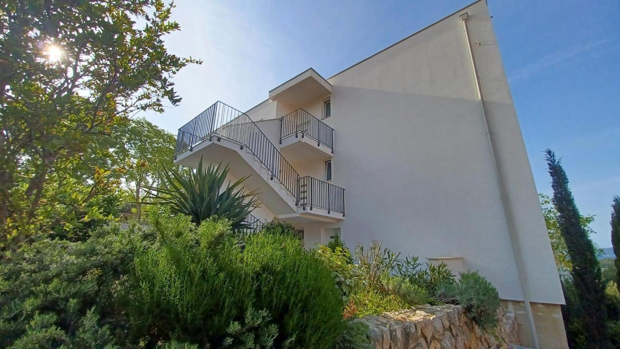 Sea View Apartments Ivana Krk Town Eksteriør billede